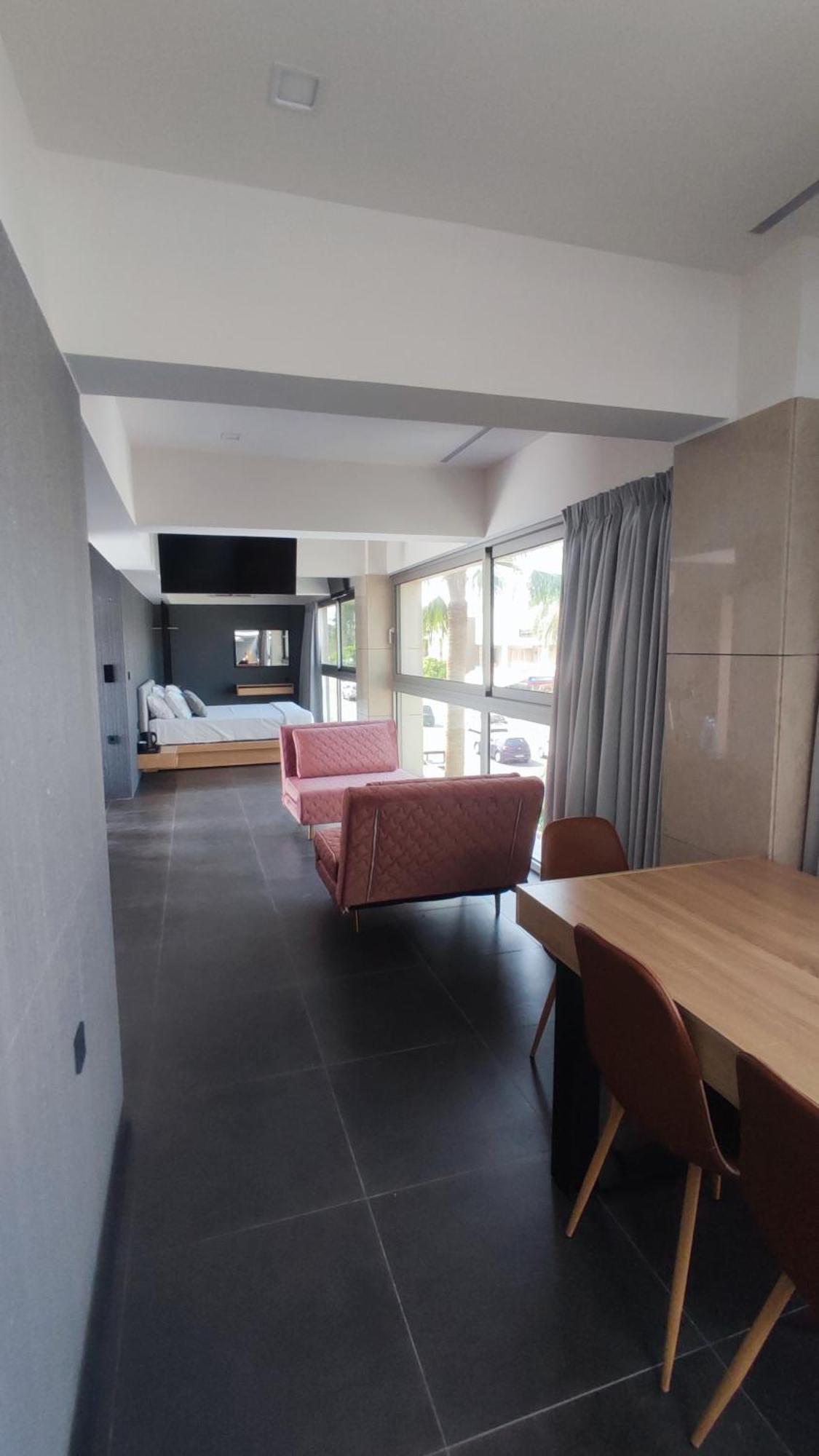 Summertime Signature Suites Agia Marina Exterior foto